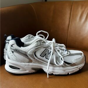 New Balance 530 White/navy men’s shoe